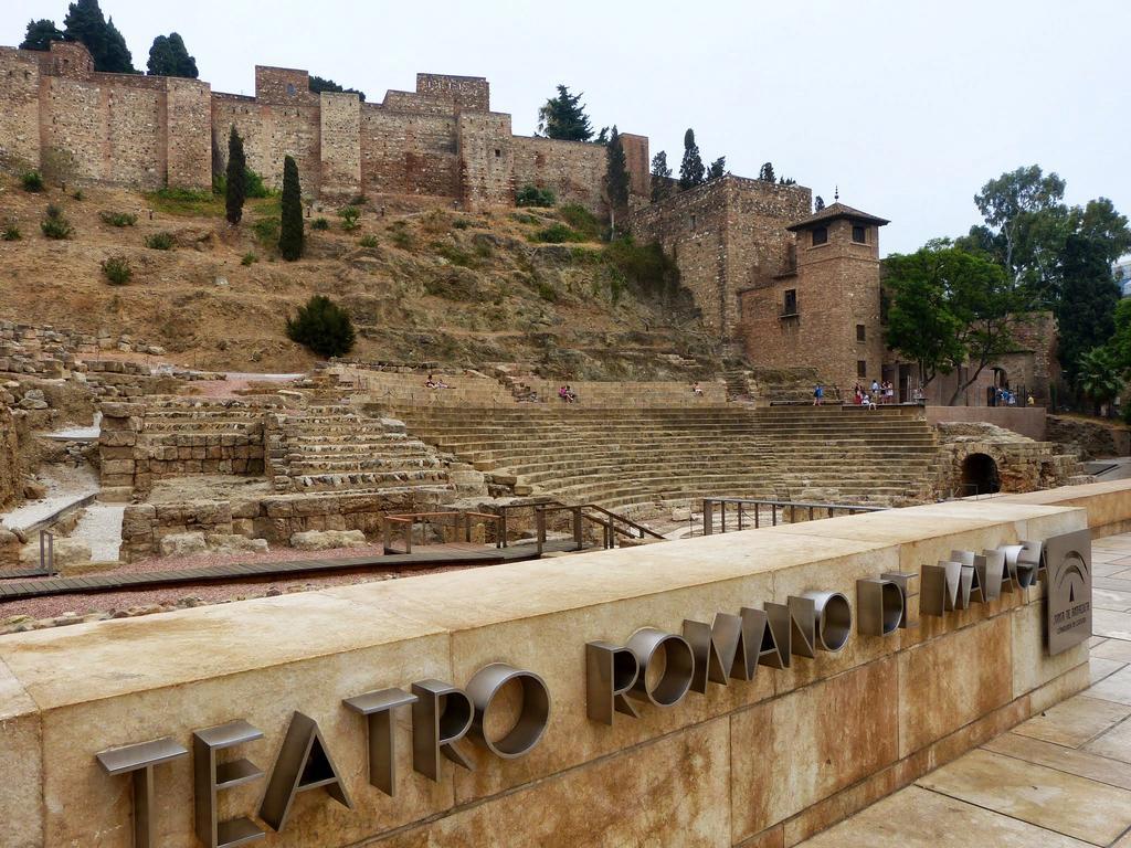 Teatro Cervantes Sigloxxi Apartment Málaga Exterior foto